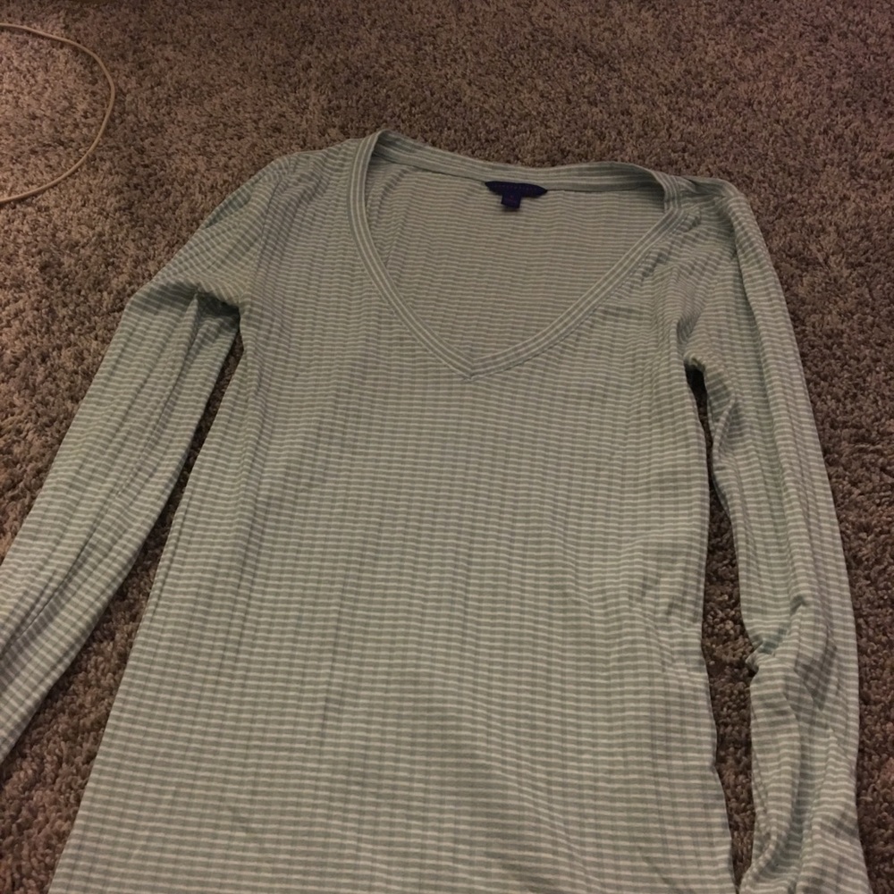 Aero Striped V neck